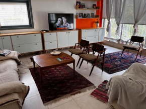 Tamar's place